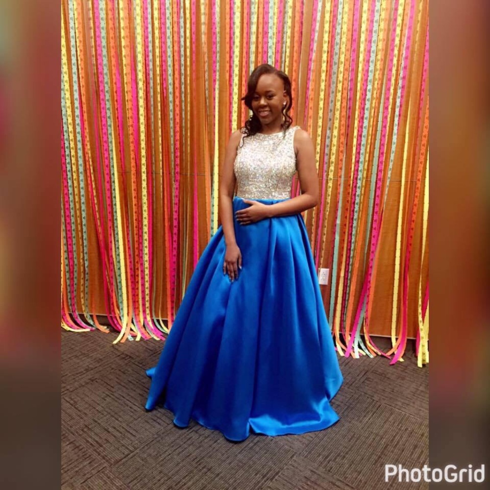 Prom Dress (Still Up For Sell)